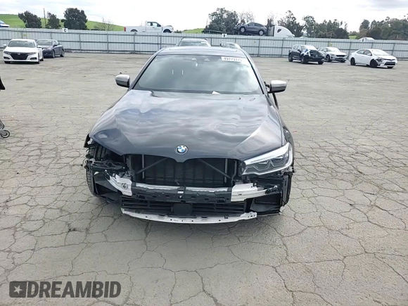 2020 BMW 5 Series M550i xDrive z VIN WBAJS7C09LCE11953, wystawiony jako Copart lot #49773175 z przebiegiem 40 329 mil mil oraz Szkoda całkowita • Salvage title. Historia ofert i sprzedaży dostępna na DreamBid. Obrazek 10.
