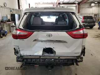 2017 Toyota Sienna XLE Auto Access Seat with VIN 5TDYZ3DC1HS780078, listed as a Copart auction lot 62499995 with 78,227 mi miles and Clean title. Bid and sale history available at DreamBid. Image 6.