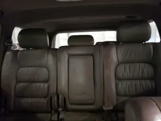 2004 Lexus LX 470 with VIN JTJHT00W843548361, listed as a Copart auction lot 76465204 with 257,543 mi miles and Salvage Title. Bid and sale history available at carsss.com. Image 10.