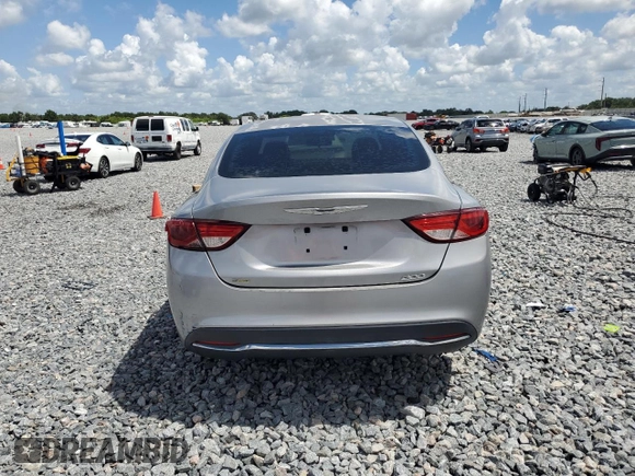 2015 Chrysler 200 Limited z VIN 1C3CCCAB4FN628715, wystawiony jako Copart lot #60453365 z przebiegiem 191 046 mil mil oraz Szkoda całkowita • Salvage title. Historia ofert i sprzedaży dostępna na DreamBid. Obrazek 6.