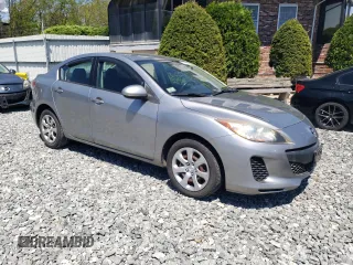 2013 Mazda 3 i Sport with VIN JM1BL1UPXD1807400, listed as a Copart auction lot 56733105 with 96,857 mi miles and Clean Title. Bid and sale history available at DreamBid. Image 4.