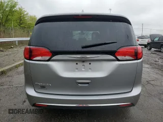 2017 Chrysler Pacifica Touring L with VIN 2C4RC1BG2HR552731, listed as a Copart auction lot 55069825 with 33,315 mi miles and Salvage Title. Bid and sale history available at DreamBid. Image 6.