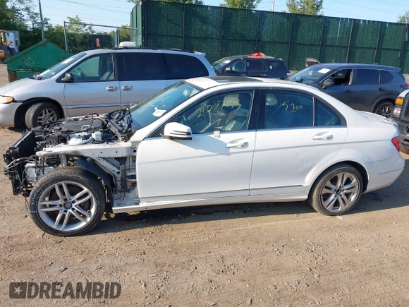 2013 Mercedes-Benz C 300 Sport with VIN WDDGF8AB8DR273075, listed as a IAAI auction lot 42406838 with Not provided miles and . Bid and sale history available at DreamBid. Image 13.