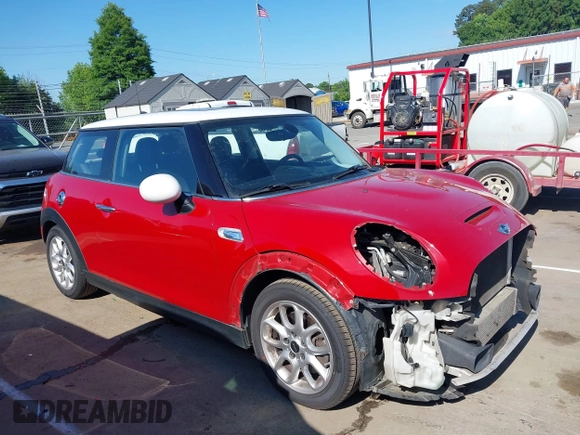 2014 MINI Hardtop S z VIN WMWXM7C52ET969336, wystawiony jako IAAI lot #42112470 z przebiegiem 112 107 mil mil oraz . Historia ofert i sprzedaży dostępna na DreamBid. Obrazek 13.