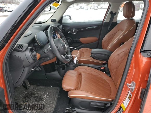2021 MINI Hardtop 4 Door Cooper S with VIN WMWXU9C04M2N52840, listed as a Copart auction lot 89365525 with 27,921 mi miles and Salvage title. Bid and sale history available at DreamBid. Image 7.