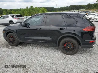 2016 Porsche Cayenne z VIN WP1AA2A22GLA03583, wystawiony jako Copart lot #55271615 z przebiegiem 103 969 mil mil oraz Czysty tytuł • Clean title. Historia ofert i sprzedaży dostępna na DreamBid. Obrazek 2.