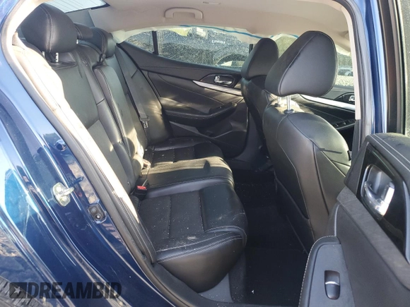 2017 Nissan Maxima SR with VIN 1N4AA6AP3HC364350, listed as a Copart auction lot 53439725 with 103,464 mi miles and Salvage title. Bid and sale history available at DreamBid. Image 10.