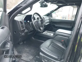 2019 Ford Expedition Max Limited z VIN 1FMJK2AT3KEA50797, wystawiony jako IAAI lot #41199092 z przebiegiem 130 849 mil mil oraz . Historia ofert i sprzedaży dostępna na DreamBid. Obrazek 5.