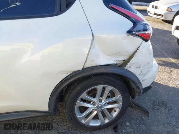 2016 Nissan Juke S with VIN JN8AF5MR7GT601556, listed as a IAAI auction lot 41210259 with 127,946 mi miles. Bid and sale history available at carsss.com. Image 6.