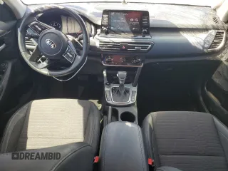 2021 Kia Seltos S with VIN KNDEU2AA8M7081307, listed as a Copart auction lot 49795135 with 26,651 mi miles and Non Repairable. Bid and sale history available at DreamBid. Image 8.