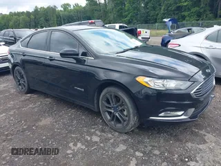 2018 Ford Fusion SE с VIN 3FA6P0LU7JR137495, выставлен на аукционе IAAI как лот 42384683 с пробегом 165 747 миль миль и . История ставок и продаж доступна на DreamBid. Изображение 1.