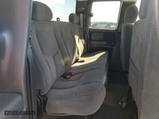 2004 Chevrolet Silverado 1500 LS with VIN 1GCEK19V64E262635, listed as a Copart auction lot 89267835 with 253,402 mi miles and Salvage Title. Bid and sale history available at carsss.com. Image 10.
