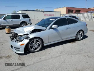 2013 Mercedes-Benz C with VIN WDDGJ5HB8DG041493, listed as a Copart auction lot 55316605 with 143,689 mi miles and Salvage Title. Bid and sale history available at carsss.com. Image 1.