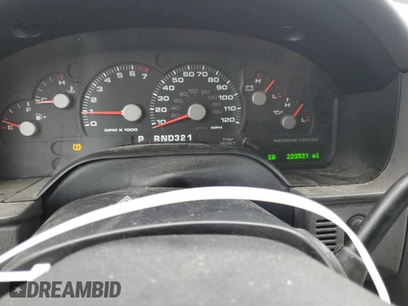 2005 Ford Explorer XLT with VIN 1FMZU63K75UA41491, listed as a Copart auction lot 45318035 with 223,531 mi miles and Salvage title. Bid and sale history available at DreamBid. Image 9.