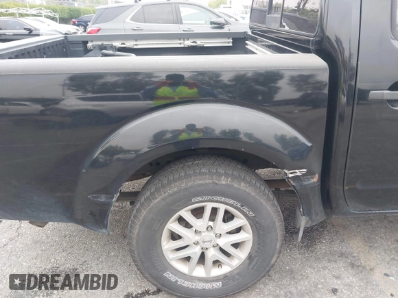 2016 Nissan Frontier SV z VIN 1N6AD0ER8GN758758, wystawiony jako IAAI lot #42163250 z przebiegiem 136 868 mil mil oraz . Historia ofert i sprzedaży dostępna na DreamBid. Obrazek 18.