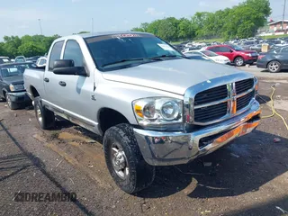 2007 Dodge 2500 SLT z VIN 1D7KS28A17J582602, wystawiony jako IAAI lot #42087956 z przebiegiem 255 630 mil mil oraz . Historia ofert i sprzedaży dostępna na DreamBid. Obrazek 1.