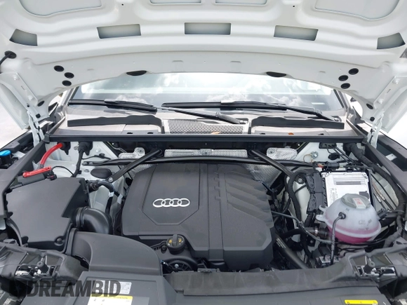 2025 Audi Q5 Premium с VIN WA1ABAFY3S2050913, выставлен на аукционе IAAI как лот 42403495 с пробегом 1 673 миль миль и . История ставок и продаж доступна на DreamBid. Изображение 10.