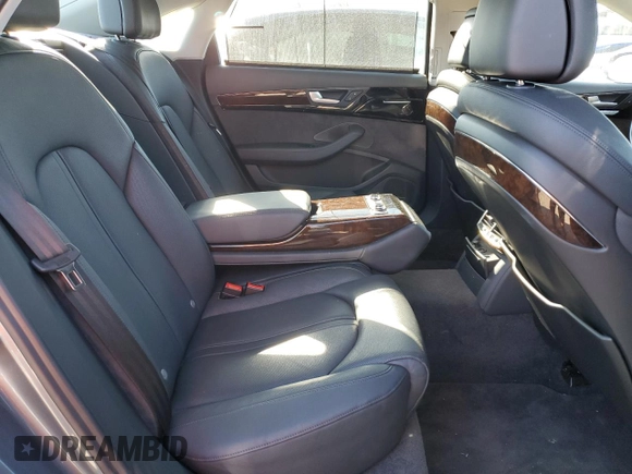 2015 Audi A8 4.0T с VIN WAU32AFD7FN039765, выставлен на аукционе Copart как лот 47642605 с пробегом 85 002 миль миль и Списание • Salvage title. История ставок и продаж доступна на DreamBid. Изображение 10.