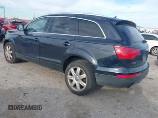 2007 Audi Q7 Premium with VIN WA1BY74L17D066083, listed as a IAAI auction lot 42307748 with 171,507 mi miles and . Bid and sale history available at DreamBid. Image 3.