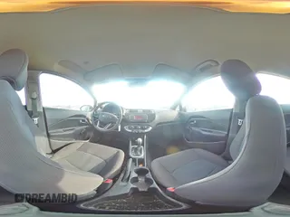 2017 Kia Rio LX z VIN KNADM4A38H6013560, wystawiony jako Copart lot #66905094 z przebiegiem 239 774 mil mil oraz Szkody całkowita. Historia ofert i sprzedaży dostępna na DreamBid. Obrazek 12.