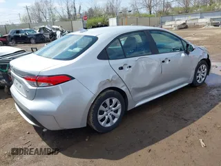 2022 Toyota Corolla LE with VIN 5YFEPMAE1NP333159, listed as a IAAI auction lot 41919934 with 143,348 mi miles and . Bid and sale history available at carsss.com. Image 4.