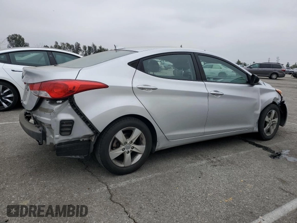 2013 Hyundai Elantra GLS z VIN KMHDH4AE0DU019346, wystawiony jako Copart lot #50828415 z przebiegiem 121 897 mil mil oraz Szkoda całkowita • Salvage title. Historia ofert i sprzedaży dostępna na DreamBid. Obrazek 3.