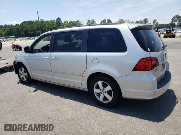 2011 Volkswagen Routan SE with VIN 2V4RW3DG2BR766535, listed as a Copart auction lot 62953345 with 172,620 mi miles and Salvage title. Bid and sale history available at DreamBid. Image 2.