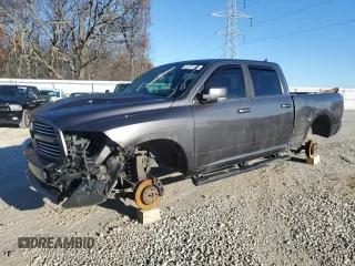 2015 Ram 1500 Sport z VIN 1C6RR7UT1FS719983, wystawiony jako Copart lot #85791104 z przebiegiem 102 106 mil mil oraz Nie do naprawy • Non repairable. Historia ofert i sprzedaży dostępna na DreamBid. Obrazek 1.