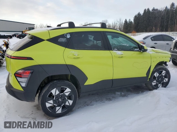 2024 Hyundai Kona SEL with VIN KM8HCCAB0RU072233, listed as a Copart auction lot 42300595 with 6,292 mi miles and Salvage Title. Bid and sale history available at carsss.com. Image 3.