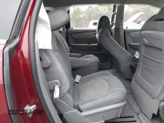 2017 Chevrolet Traverse LT with VIN 1GNKRHKD8HJ220626, listed as a IAAI auction lot 41606841 with 141,755 mi miles and . Bid and sale history available at DreamBid. Image 8.