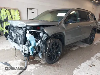 2024 Chevrolet Traverse AWD RS z VIN 1GNEVLKS7RJ211234, wystawiony jako IAAI lot #42318206 z przebiegiem 4 541 mil mil oraz . Historia ofert i sprzedaży dostępna na DreamBid. Obrazek 17.