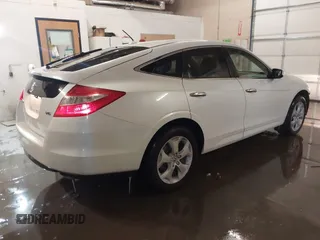 2012 Honda Crosstour EX-L with VIN 5J6TF2H57CL010853, listed as a IAAI auction lot 41507030 with 111,024 mi miles. Bid and sale history available at carsss.com. Image 4.
