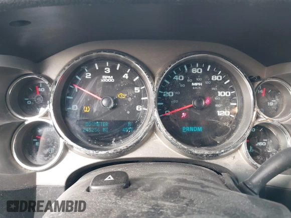 2010 GMC Sierra 1500 SLE z VIN 3GTRCVE0XAG117991, wystawiony jako IAAI lot #41549994 z przebiegiem 245 256 mil mil oraz . Historia ofert i sprzedaży dostępna na DreamBid. Obrazek 7.