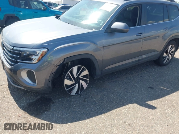 2025 Volkswagen Atlas SE with VIN 1V2HR2CA8SC512047, listed as a IAAI auction lot 42666603 with 6,398 mi miles and . Bid and sale history available at DreamBid. Image 6.