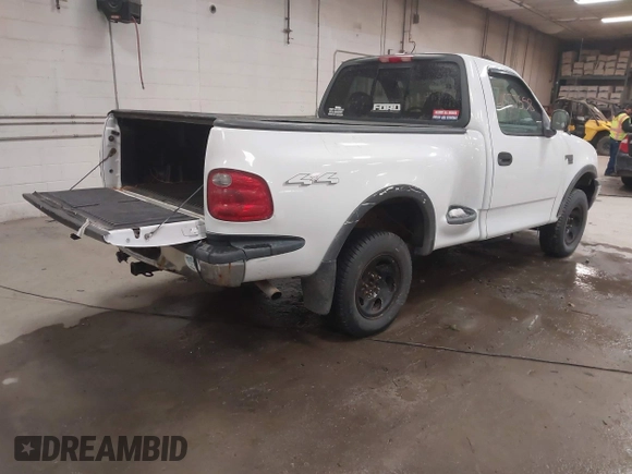 2004 Ford F-150 with VIN 2FTRF08W34CA17419, listed as a IAAI auction lot 41527558 with 64,877 mi miles and . Bid and sale history available at DreamBid. Image 4.