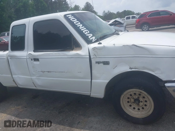 1996 Ford Ranger XL z VIN 1FTCR14A2TPB29154, wystawiony jako IAAI lot #42065099 z przebiegiem 250 809 mil mil oraz . Historia ofert i sprzedaży dostępna na DreamBid. Obrazek 6.