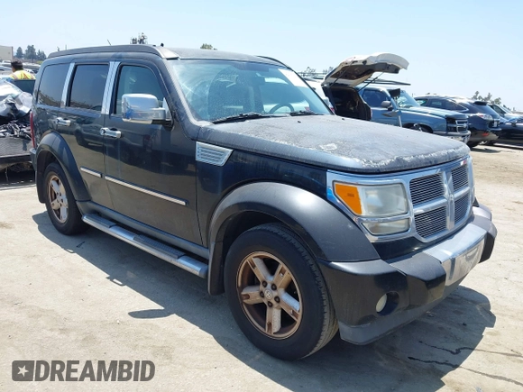 2007 Dodge Nitro SLT z VIN 1D8GT58K27W578490, wystawiony jako IAAI lot #42335125 z przebiegiem 125 826 mil mil oraz . Historia ofert i sprzedaży dostępna na DreamBid. Obrazek 1.