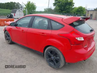 2012 Ford Focus SE z VIN 1FAHP3K23CL152488, wystawiony jako IAAI lot #42365769 z przebiegiem 185 763 mil mil oraz . Historia ofert i sprzedaży dostępna na DreamBid. Obrazek 3.