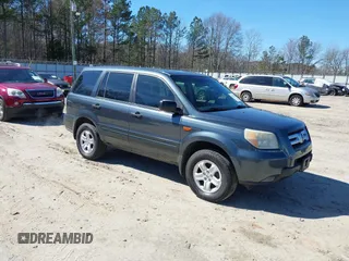 2006 Honda Pilot LX with VIN 5FNYF18106B029559, listed as a IAAI auction lot 41577540 with 353,109 mi miles. Bid and sale history available at carsss.com. Image 1.