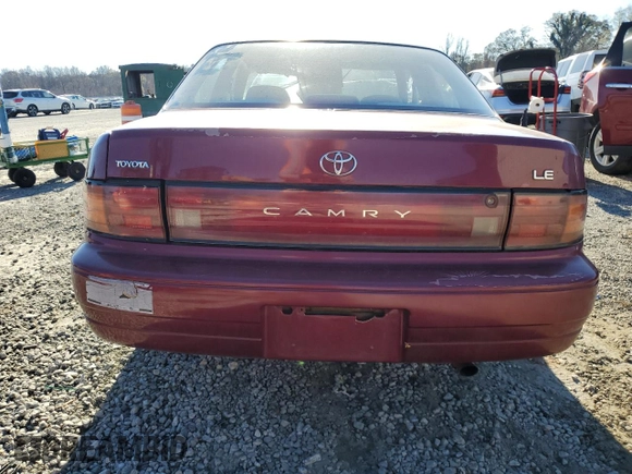 1992 Toyota Camry LE with VIN 4T1SK12EXNU029390, listed as a Copart auction lot 82369904 with 309,383 mi miles and Salvage Title. Bid and sale history available at carsss.com. Image 6.