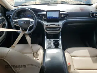 2022 Ford Explorer XLT with VIN 1FMSK8DH4NGB27006, listed as a Copart auction lot 58075055 with 109,500 mi miles and Salvage title. Bid and sale history available at DreamBid. Image 8.