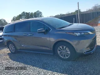 2024 Toyota Sienna XLE z VIN 5TDJRKEC8RS219789, wystawiony jako IAAI lot #41655786 z przebiegiem 1612 mil mil oraz . Historia ofert i sprzedaży dostępna na DreamBid. Obrazek 13.