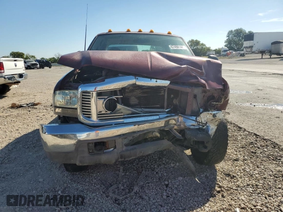 2000 Ford F-350 XL with VIN 1FTSW30F6YEB89796, listed as a Copart auction lot 67490144 with 517,242 mi miles and Salvage Title. Bid and sale history available at DreamBid. Image 5.
