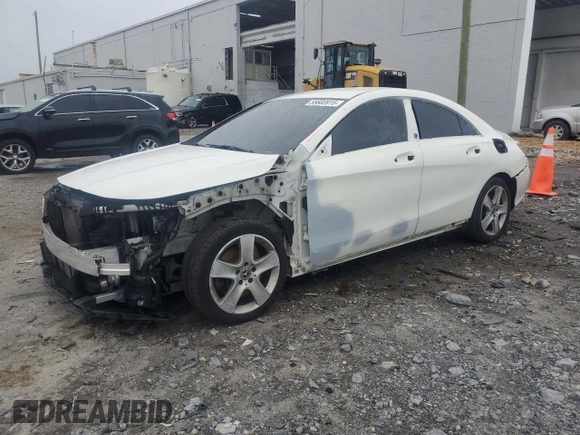 2018 Mercedes-Benz CLA 250 z VIN WDDSJ4EB7JN614318, wystawiony jako Copart lot #55603915 z przebiegiem 91 320 mil mil oraz Szkoda całkowita • Salvage title. Historia ofert i sprzedaży dostępna na DreamBid. Obrazek 1.