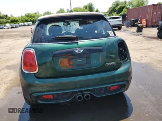 2017 MINI Hardtop Cooper S z VIN WMWXP7C57H3B93817, wystawiony jako Copart lot #59488135 z przebiegiem 68 596 mil mil oraz Szkoda całkowita • Salvage title. Historia ofert i sprzedaży dostępna na DreamBid. Obrazek 6.