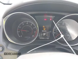 2020 Mitsubishi Outlander ES z VIN JA4AP3AU2LU017750, wystawiony jako IAAI lot #42614176 z przebiegiem 102 566 mil mil oraz . Historia ofert i sprzedaży dostępna na DreamBid. Obrazek 7.