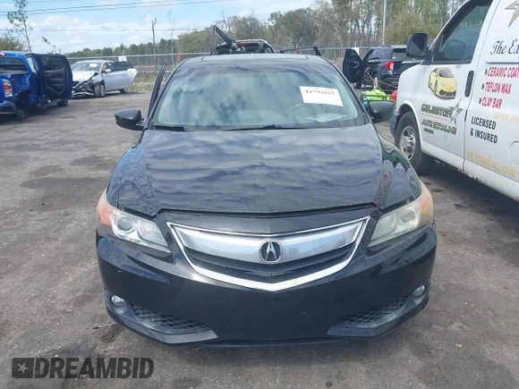 2014 Acura ILX Premium Pkg with VIN 19VDE1F51EE006568, listed as a IAAI auction lot 41791025 with 118,803 mi miles. Bid and sale history available at carsss.com. Image 12.