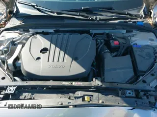 2024 Volvo S60 Plus Dark Theme z VIN 7JRL12FL3RG280137, wystawiony jako IAAI lot #41547435 z przebiegiem 32 593 mil mil oraz . Historia ofert i sprzedaży dostępna na DreamBid. Obrazek 21.