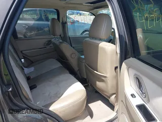 2005 Mercury Mariner Luxury с VIN 4M2CU571X5DJ03210, выставлен на аукционе IAAI как лот 42747920 с пробегом 167 795 миль миль и . История ставок и продаж доступна на DreamBid. Изображение 8.