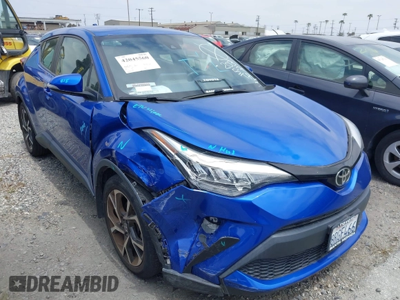 2020 Toyota C-HR LE with VIN JTNKHMBX1L1077246, listed as a IAAI auction lot 42045560 with 16,109 mi miles. Bid and sale history available at carsss.com. Image 1.